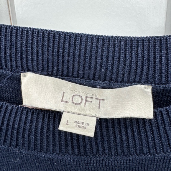 LOFT Women’s Navy & White Striped Sweater Size L Button Shoulder - Picture 4 of 7